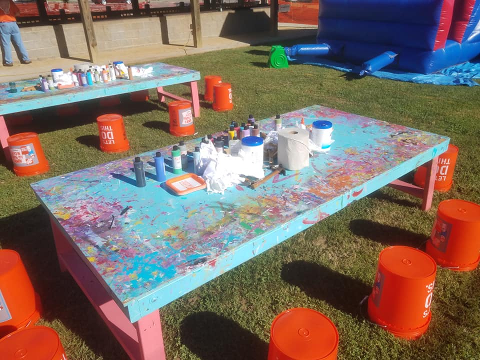 Kids paint and art table at Blue Ridge Blues and BBQ Festival